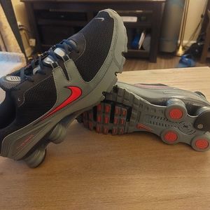 Nike Shox Men's 13 New